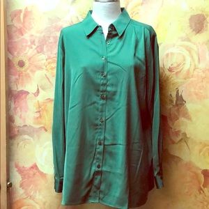 Susan Graver Button down Shirt